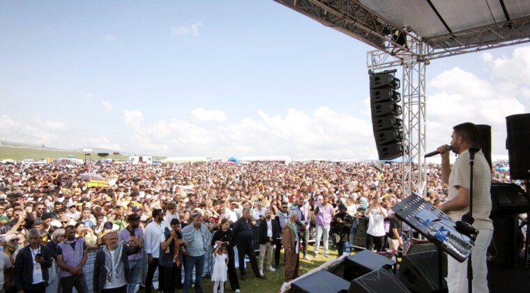 Hoçvan 50 Bin Kişi İle Festival Yaptı