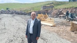 Dedeşen Köyüne Halı Saha Yapılıyor