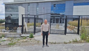 Kadir Sinan Onay; Ardahan Daha Kaç Yıl Bekleyecek