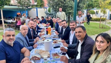 Bozkızıl, Ataşehir Belediye Emekçileri İle Buluştu