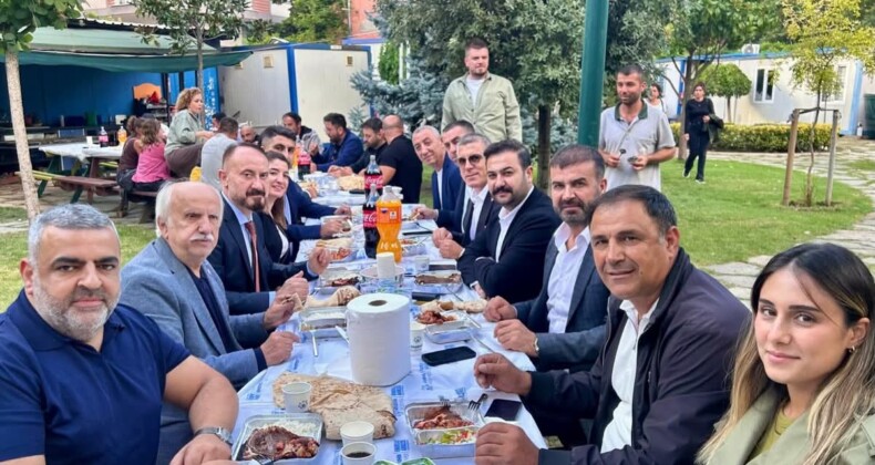 Bozkızıl, Ataşehir Belediye Emekçileri İle Buluştu