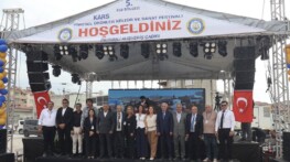 İzmir’de “Ardahan” İsmini Afişten Kaldırdılar