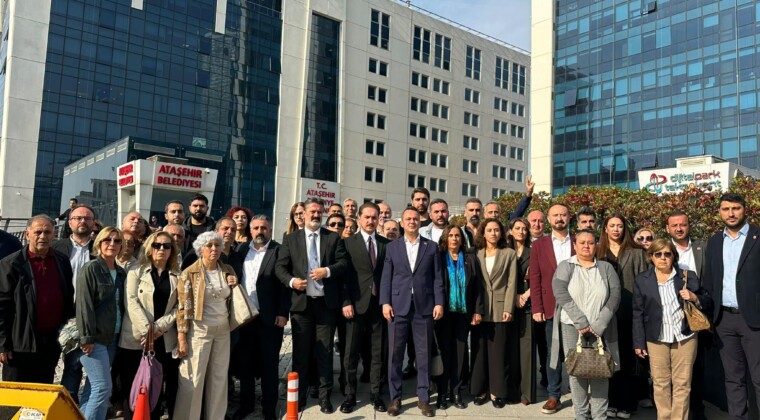 Ataşehir Belediye Meclisi’nde Protesto