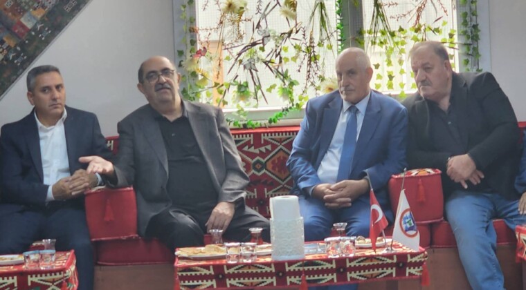 Gürbüz Çapan Esenyurt Belediye Başkan Adayı mı Oluyor?
