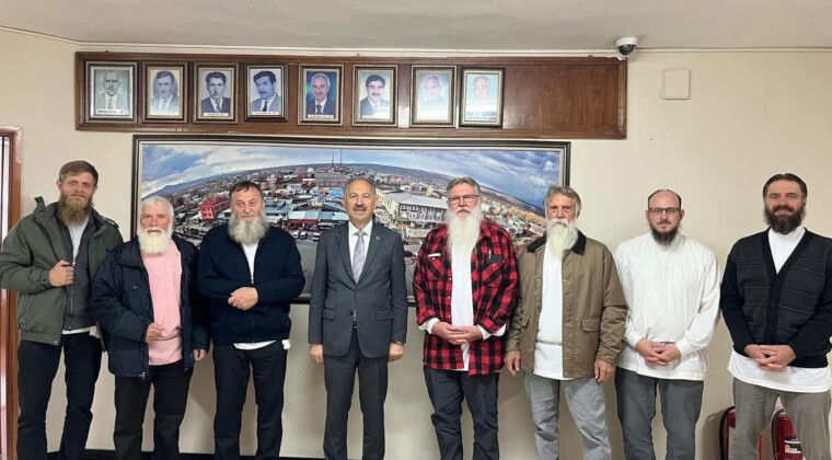 Süt kokan insanlar geri döndü
